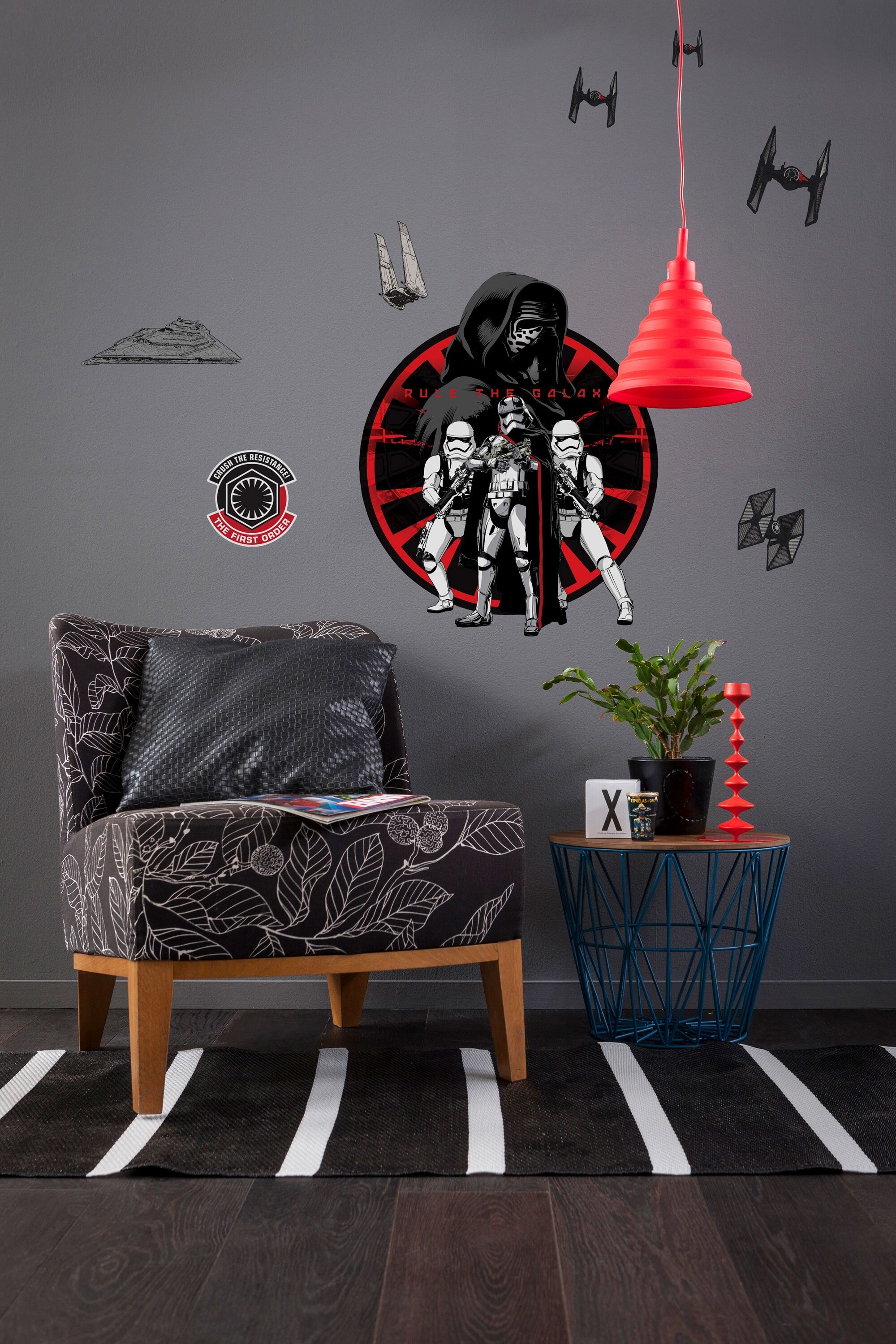Wandtattoo KOMAR "Star Wars First Order - Grösse 50 x 70 cm", rot (rot, schwarz), B:50cm H:70cm, Folie, Wandtattoos, Wandtattoo, selbstklebend, Wandsticker, Kinderzimmer rot, schwarz B/H/T: 50cm x 70cm, Disney