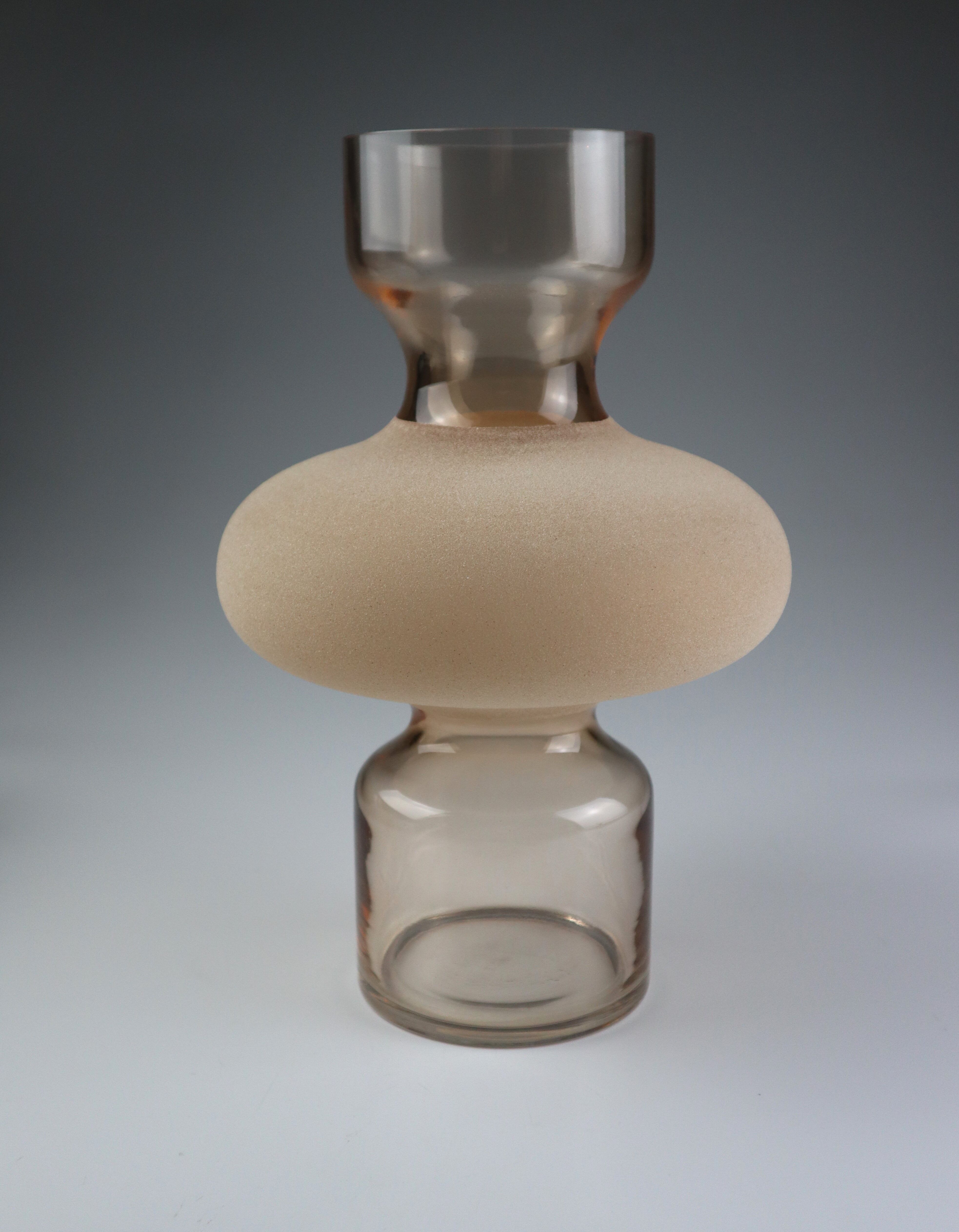 Dekovase AM DESIGN "aus Glas", beige (créme), B:19,5cm H:30cm, Glas, Vasen, Dekovase, BxH: 19,5x30