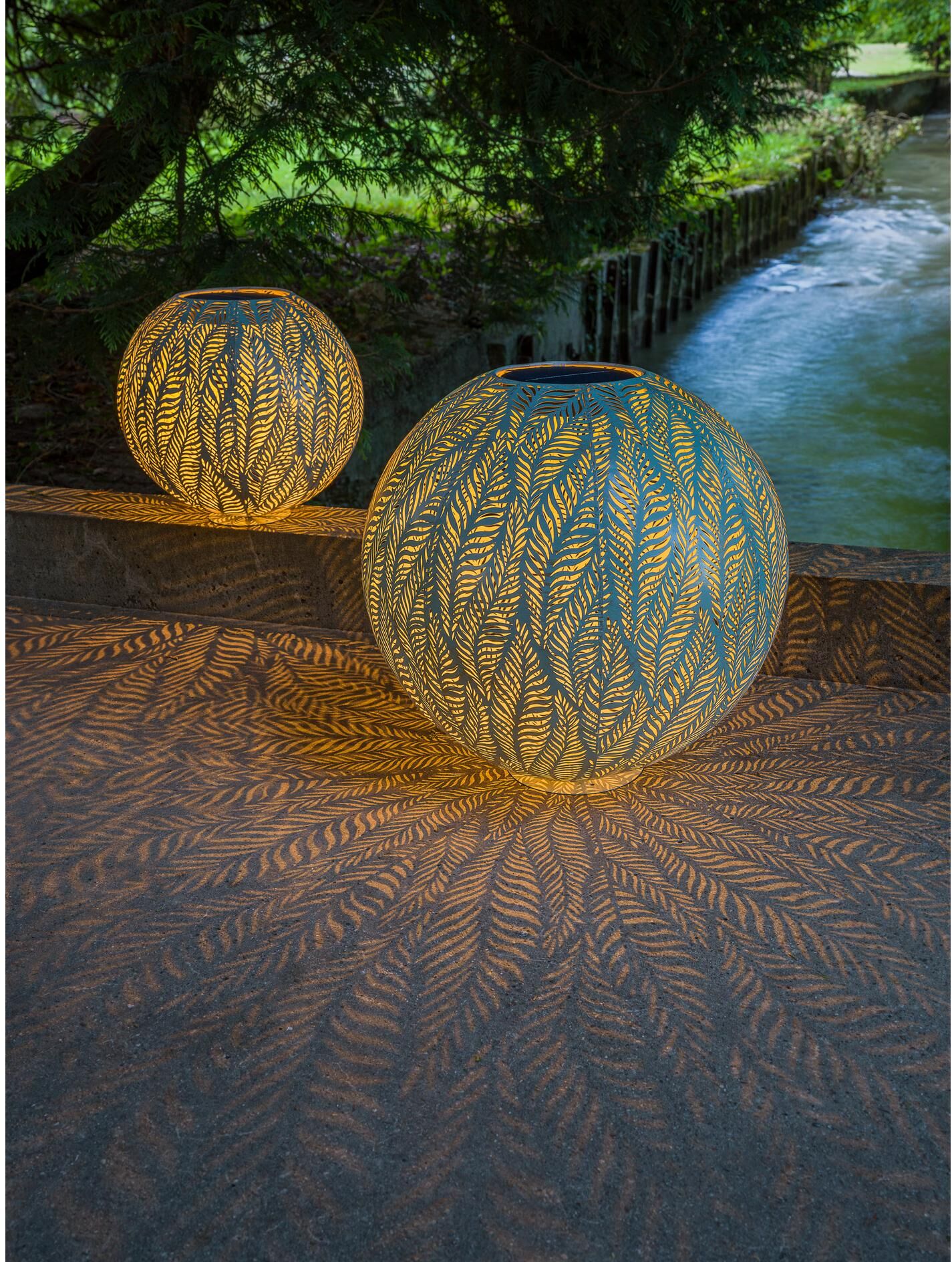 LED Gartenleuchte STT "Lara 40 hellmint", blau, Ø:40cm, Leuchten, LED Gartenleuchte blau Ø 40cm