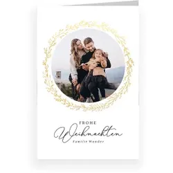 Weihnachtskarte: Goldener Kranz mit Fotos in Weiß