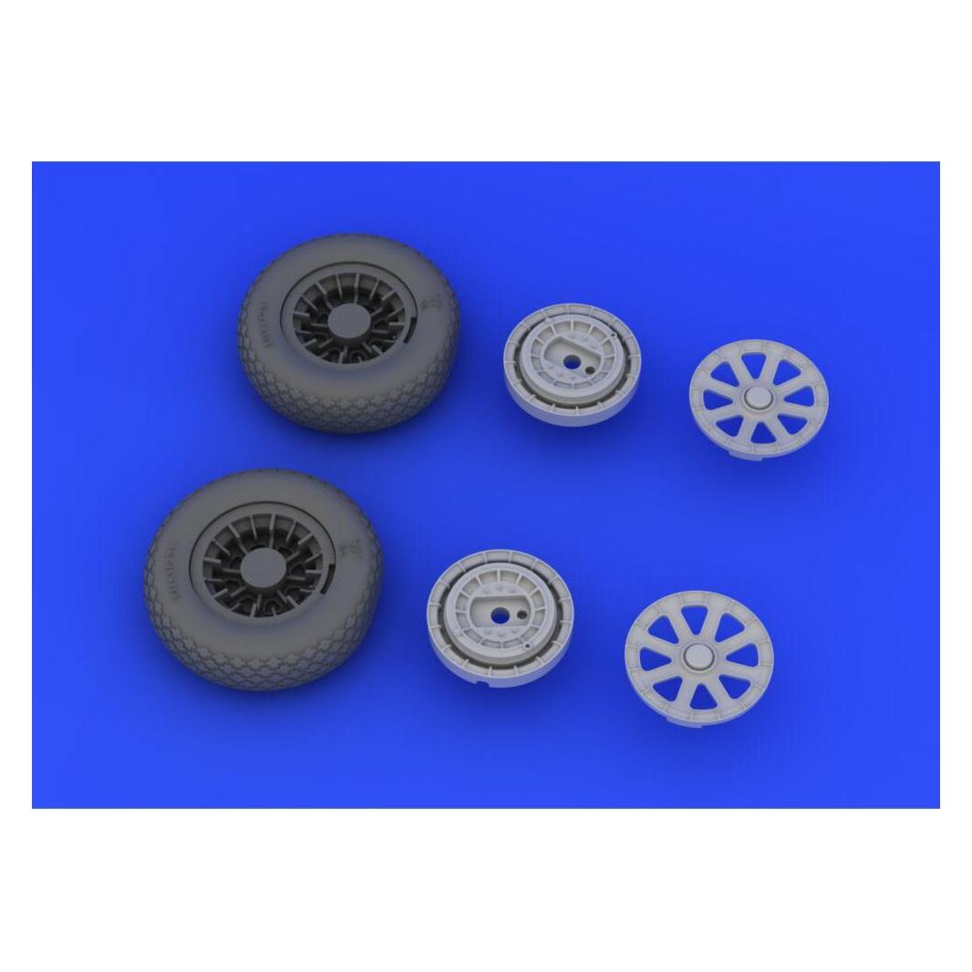 Eduard F4U-1 wheels for Tamiya (632019)