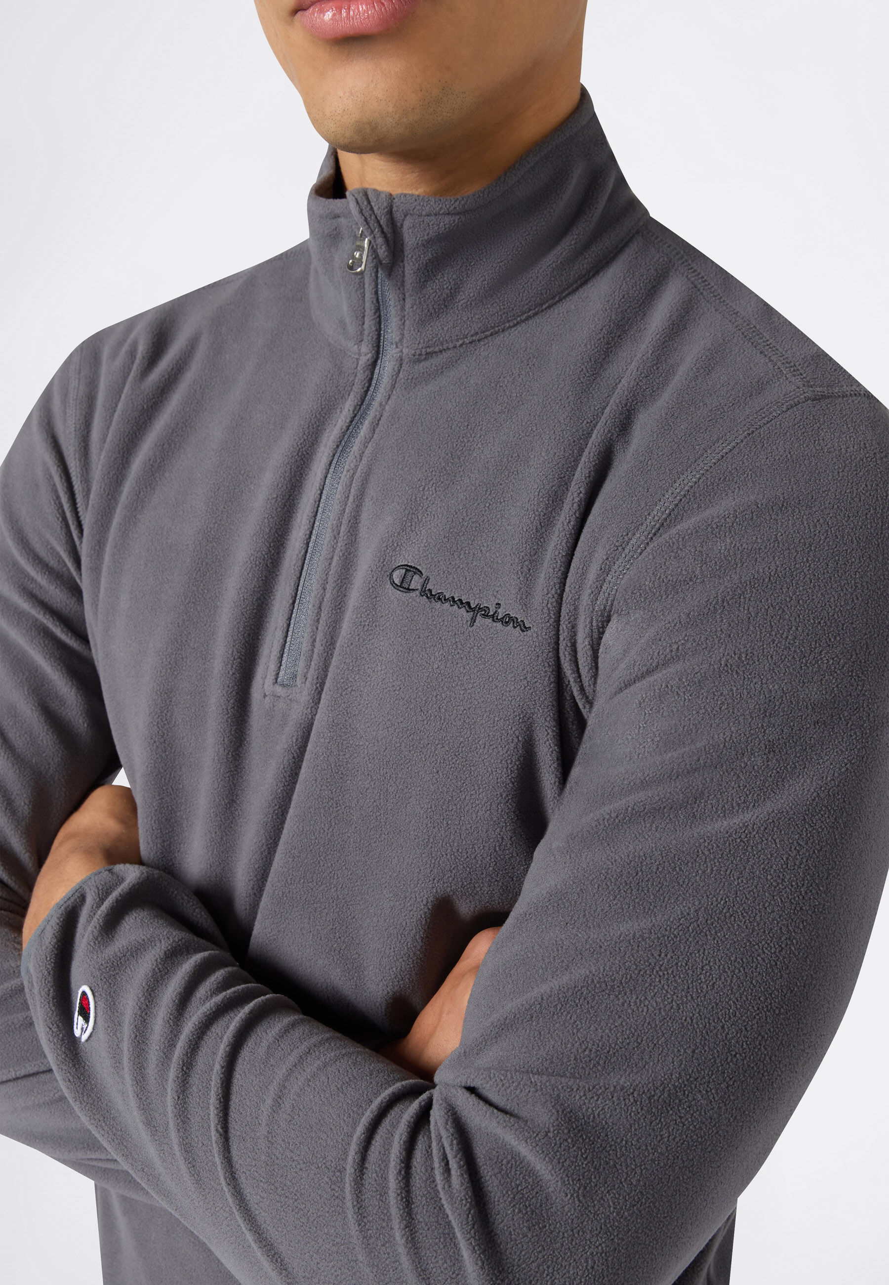 Sweatshirt CHAMPION "SPORTWEAR HALF ZIP Slim Fit Micro Polar", Herren, Gr. M, grau (igt), Obermaterial: 100% Polyester, Sweatshirts Sweatshirt, mit halbem Reissverschluss, Slim Fit Passform, aus Polyester igt M