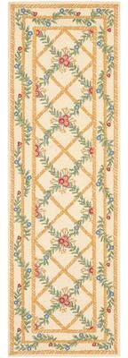 SAFAVIEH Hand-hooked Trellis Ivory Wool Rug