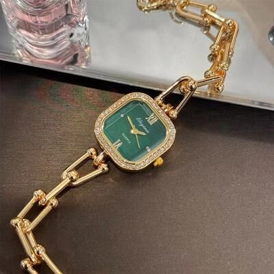 Uplift Essentials Luxury Multi Faceted Square Bracelet Watch Creative Mid Century Minimalist High End Timepiece For Women green