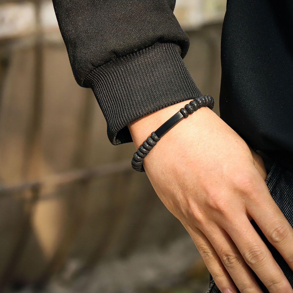 Lykken Strong lavasten armband