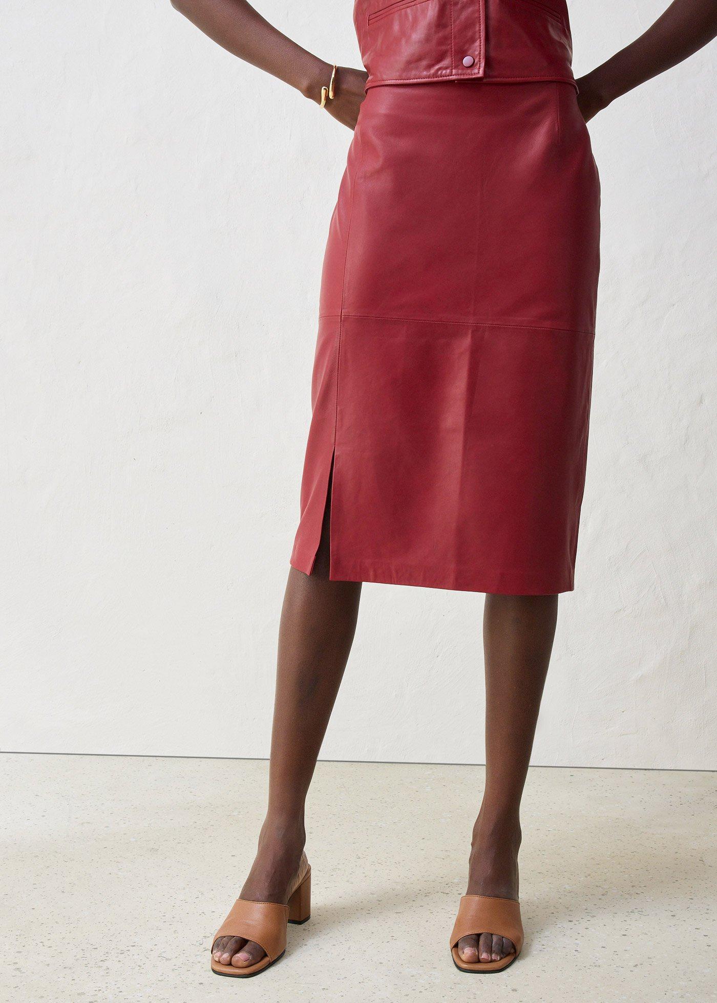 bonprix Lederrock aus Lammnappa, rot, Gr.42, Moderner Lederrock in figurumspielender Form, mit eleganten Schlitz vorne, aus Nappaleder