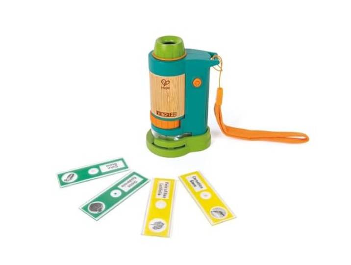 Hape Nature Fun Tragbares Mikroskop - zum Entdecken aus Bambus und pflanzlichem Kunststoff, mit Licht und Objekträgern, Outdoor Entdecker- und Naturforscher-Mikroskop, für Kinder ab 4 Jahre