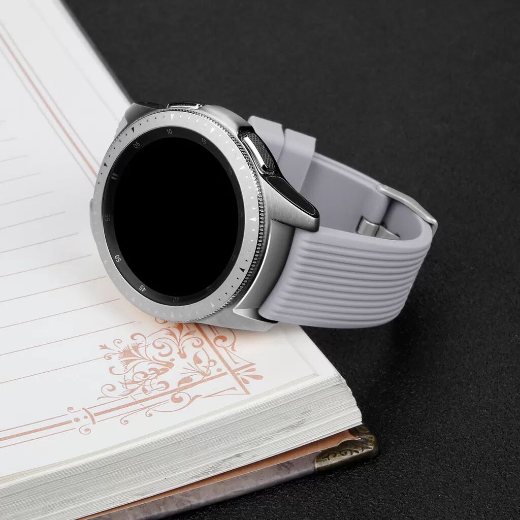 INF Armband für Samsung GalaxyWatch 42mm SM-R810/SM-R815 Silikon grau S