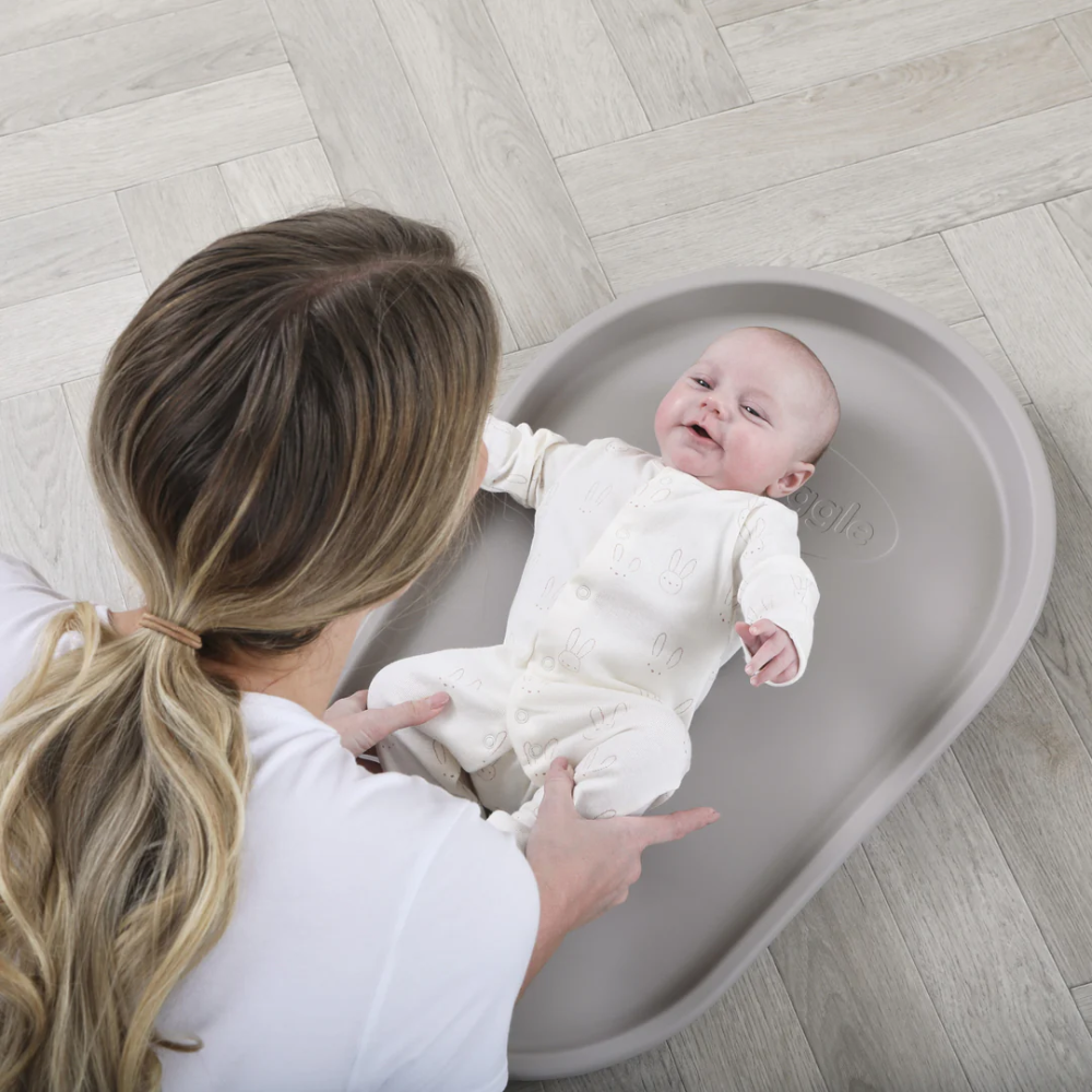 Shnuggle Squishy Diaper Changing Mat 1&nbsp;un. Grey