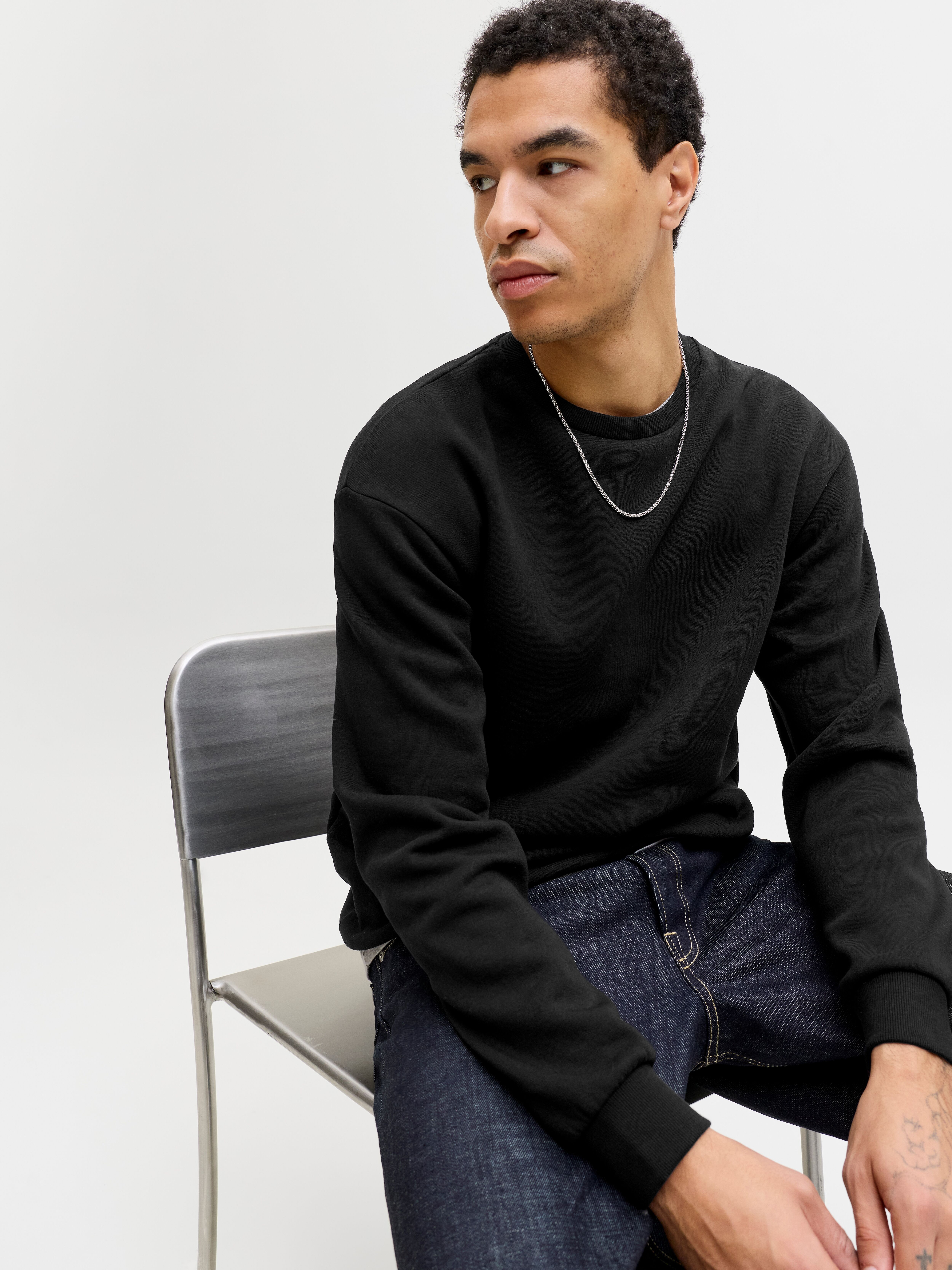 Jack & Jones "JJEBRADLEY mit Rippbündchen für Alltag und Freizeit", Materialmix, relaxed fit schwarz L