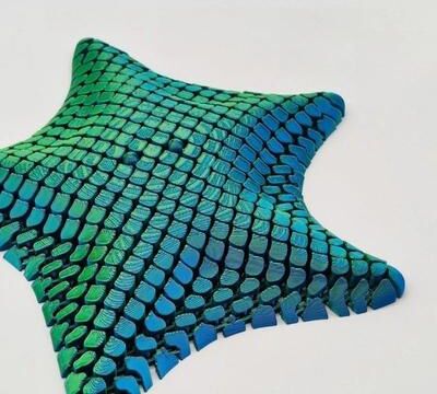 Inspired Living Articulated Starfish Fidget Toy 3D Printed Stress Relief Desk Decor For Kids & Adults lu