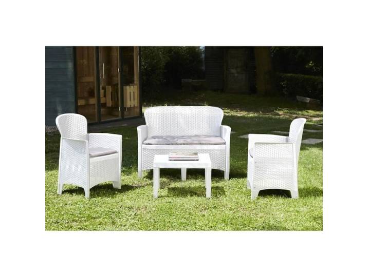 Dmora Set salon d'extérieur Ostuni Salon de jardin composé de 2 fauteuils 1 canapé et 1 table basse avec coussins Blanc