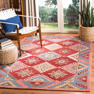 SAFAVIEH Handmade Aspen Lucia Boho Tribal Wool Rug