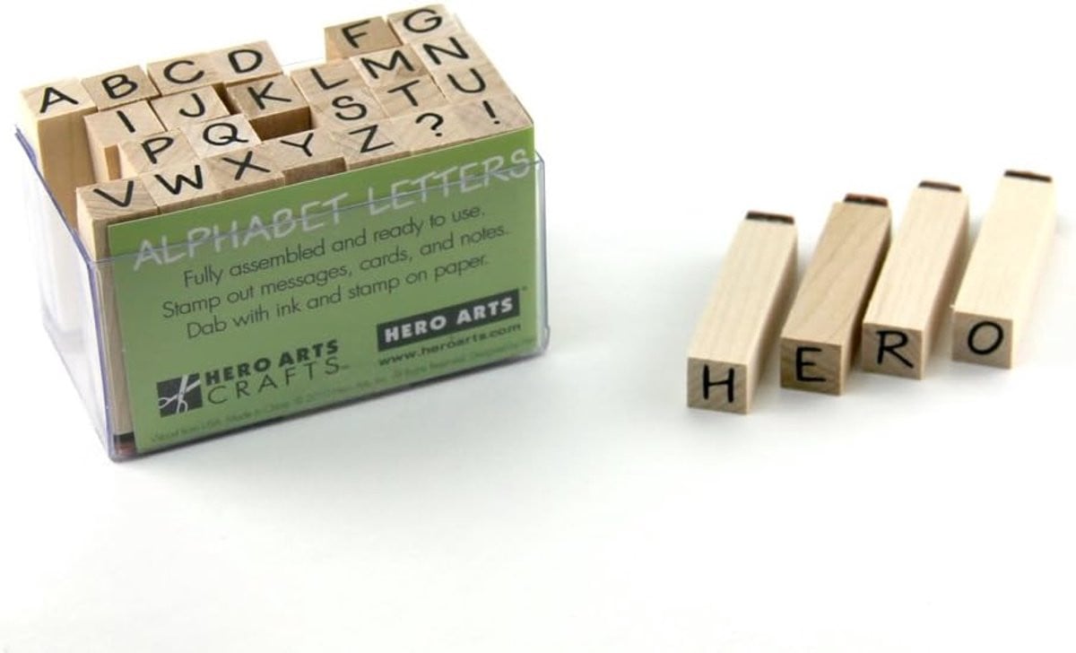 Kleine Klassieke Letters Alfabet Stempels voor Knutselen en Decoreren - 28 Houten Stempels met Rubber