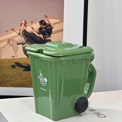 Uplift Essentials 3D Sculpted Trash Can & Recycling Bin Mug green