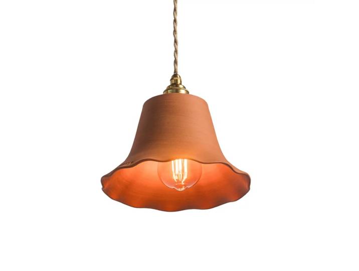 Suspension en terre cuite ocre