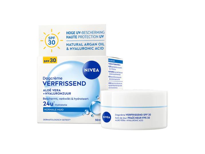 NIVEA Essentials +24h Hydraterende Dagcrème SPF30 50 ml