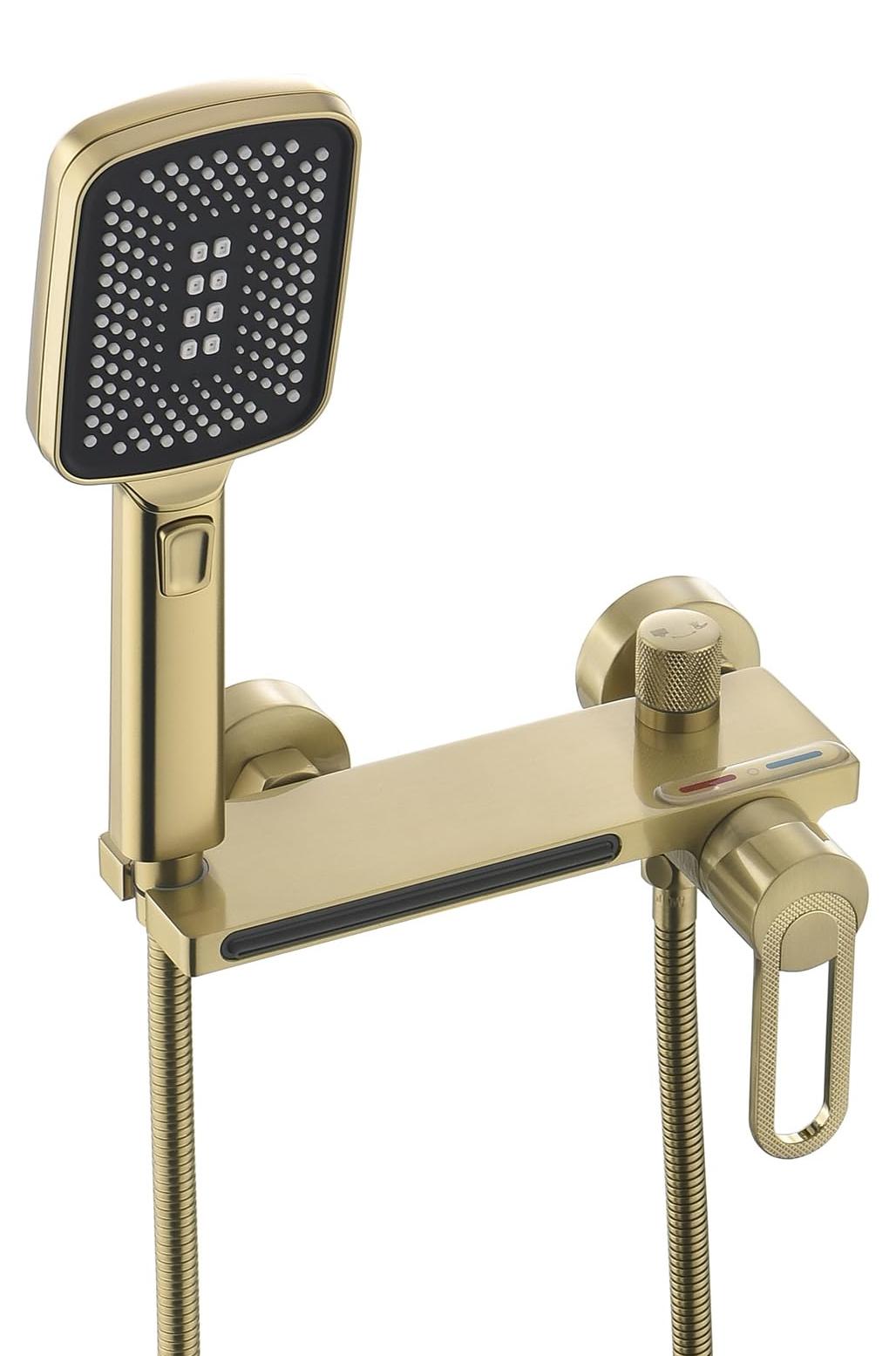 Wasserfall-Badmischbatterie mit Handbrause, Gold, Wandmontage