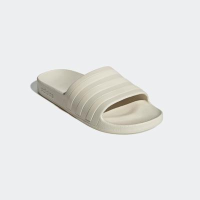 Badesandale ADIDAS SPORTSWEAR "AQUA ADILETTE", Damen, Gr. 43, beige (alumina, wonder weiß, alumina), Synthetik, Schuhe, Badelatschen