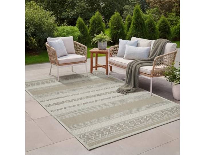the carpet Calgary - Outdoor Teppich Wetterfest für Balkon & Terrasse, Robuster Flachgewebe Teppich für Garten, Pflegeleicht In- & Outdoor, Boho Vintage Design, Beige, 200 x 280 cm