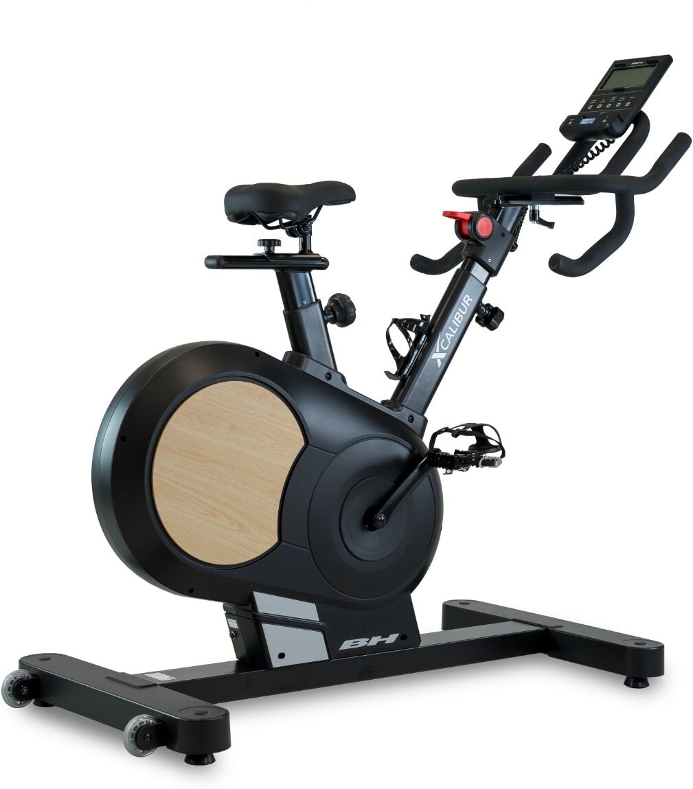 Bicicleta indoor BH Fitness Xcalibur Magnetic: Smart Bike desenhada para desfrutar de classes ou rotas com simuladores como Zwift ou Kinomap