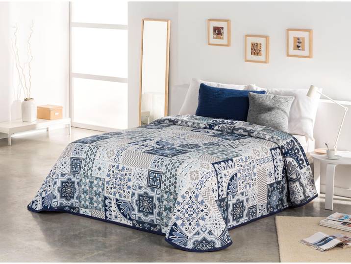 Tagesdecke GOODPRODUCT Sofia , blau (blau, weiß), B:240cm L:250cm, Mischgewebe, Tagesdecken, Tagesdecke, Tagesdecke in Patchwork-Design, für Kinder und Erwachsene