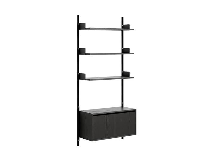 Modulares Design Wandregal „New Works 1900 Cabinet“ Eschenholz / Schwarz