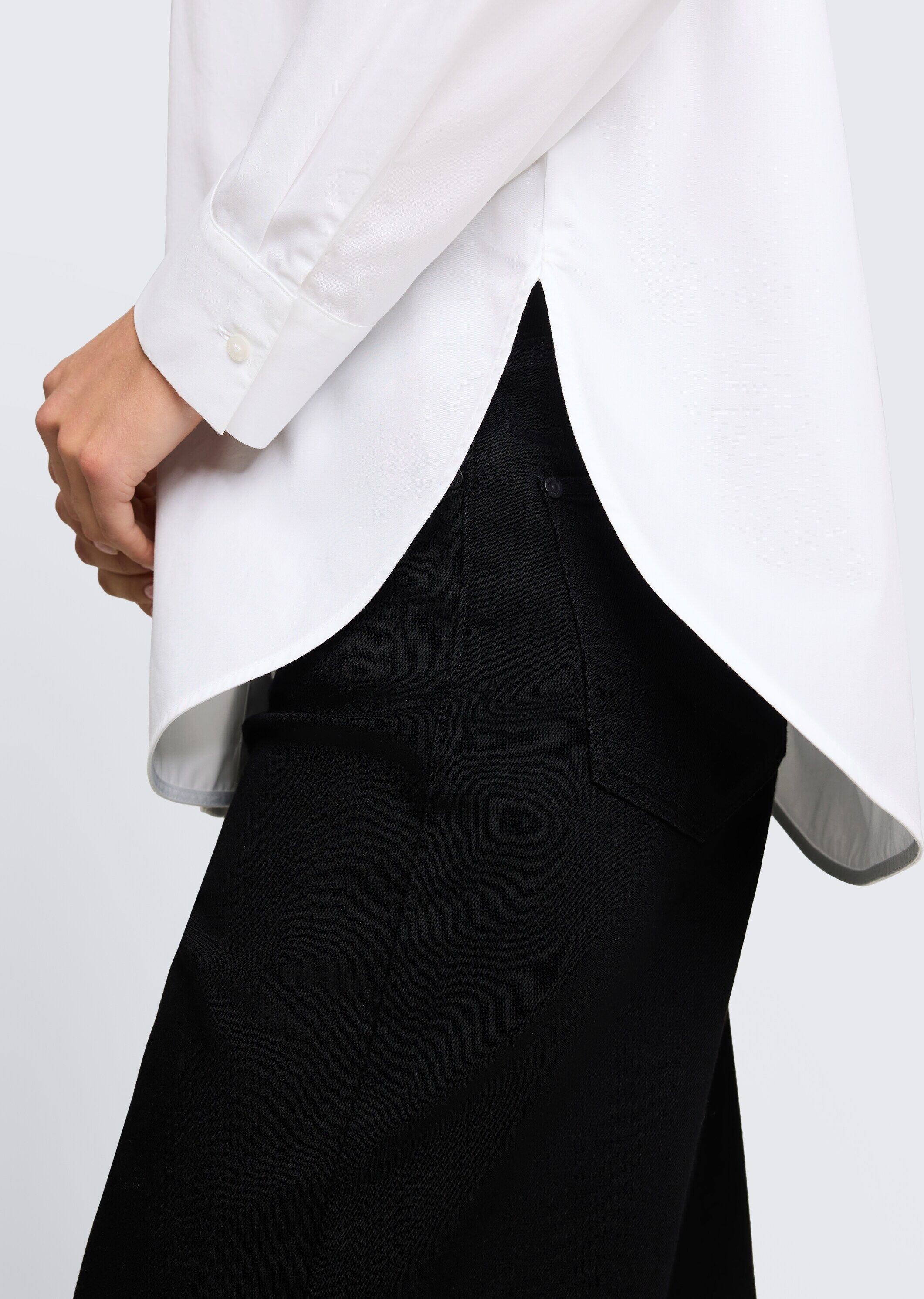 Hemdbluse TOM TAILOR "Loose", Damen, Gr. 34, weiss (weiß), Obermaterial: 50% Baumwolle, 50% Lyocell, regular fit Po-bedeckend, Manschette, Blusen Hemdbluse, mit Manschetten weiß 34