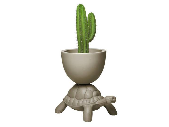 QEEBOO vase TURTLE CARRY PLANTER (Gris tourterelle - Polyéthylène)