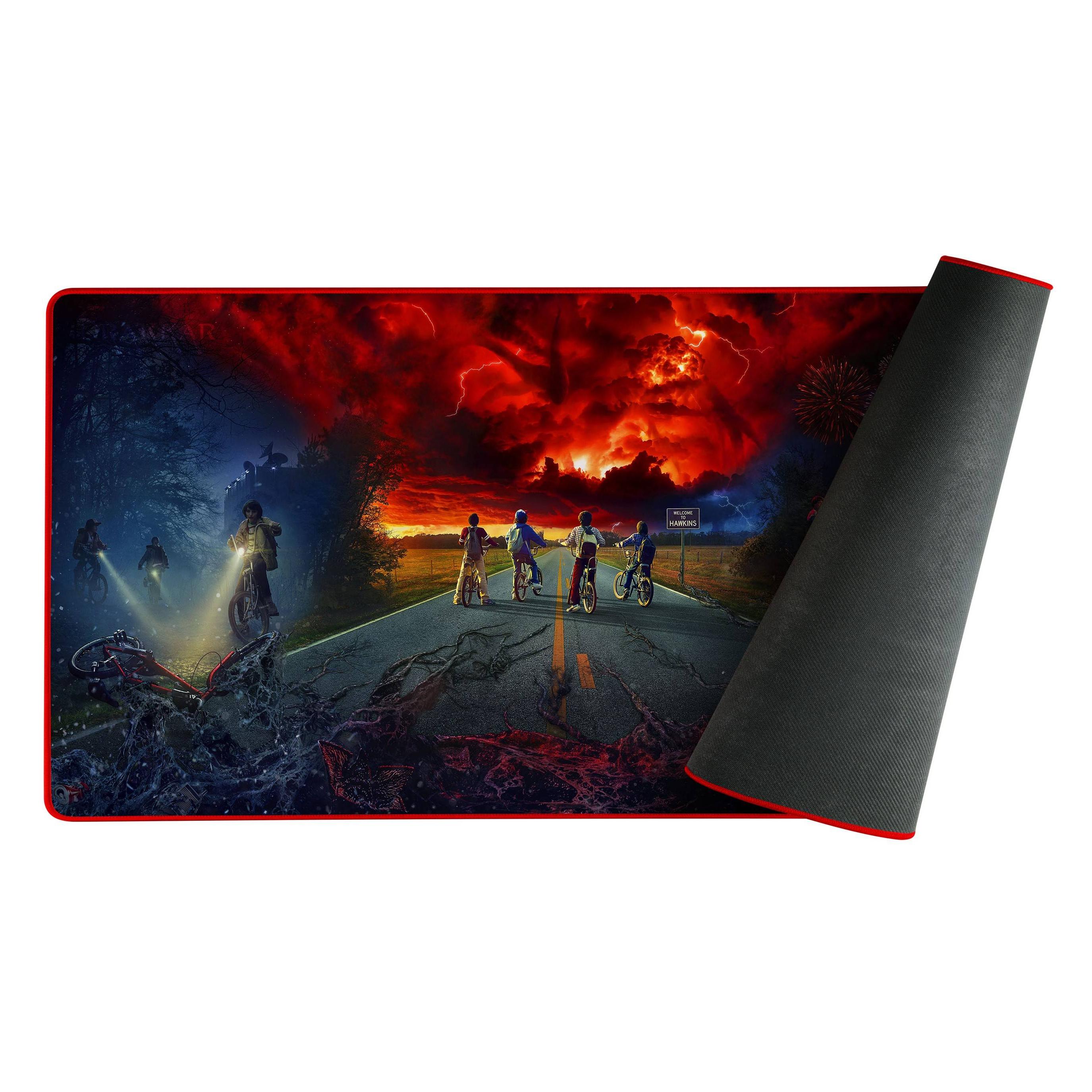Konix Stranger Things XXL Mousepad Memories 46 x 90 cm (XXL) (10009000004)