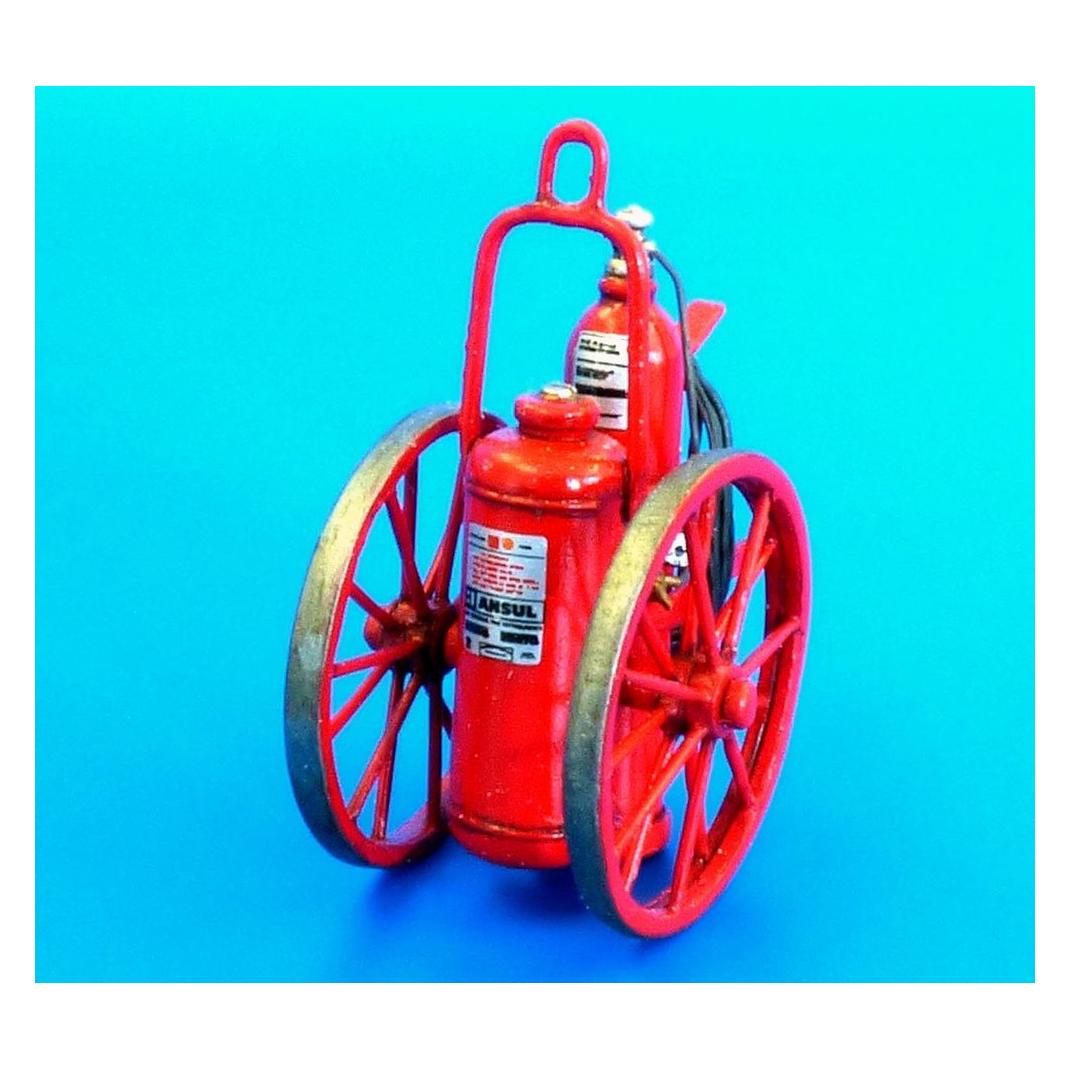 Plus Model Extinguisher wheeled 150LB (AL4074)
