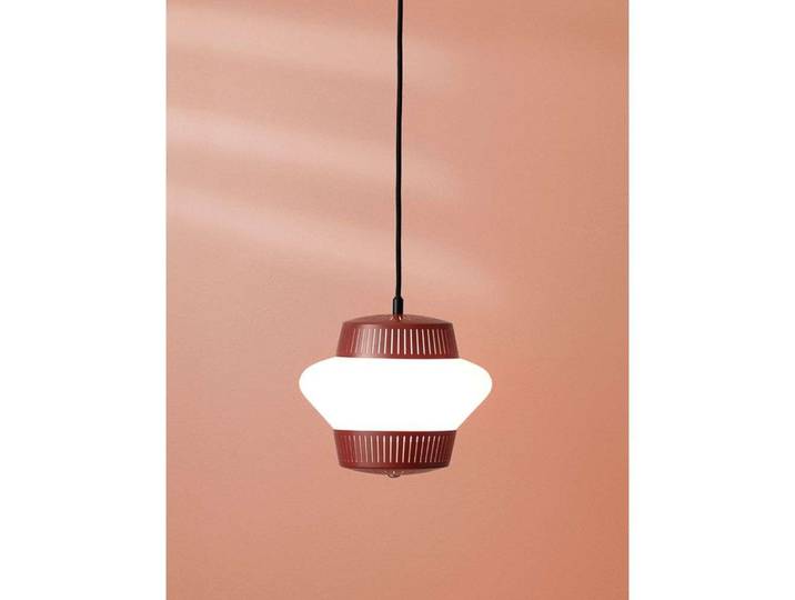 Opal Arch Pendelleuchte, rot, Ø 26 cm - Warm Nordic Pendelleuchte Opal Arch - Esszimmer - Design - Metall - Einflammig