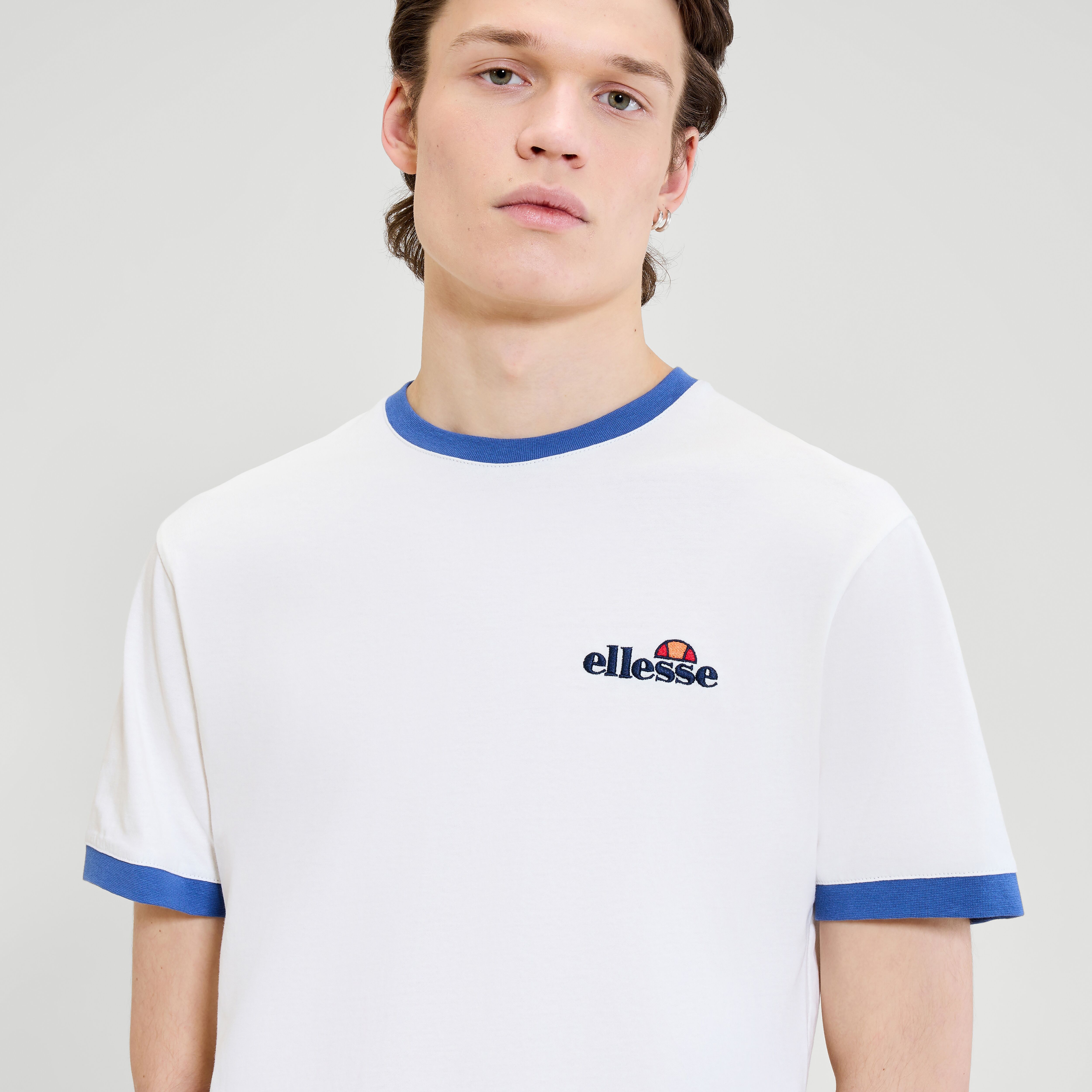 T-Shirt ELLESSE "MEDUNO TEE", Herren, Gr. S, weiss (weiß), Obermaterial: 100% Baumwolle, Rundhals, Shirts T-Shirt, mit Rundhalsausschnitt, Kurzarm, aus Baumwolle weiß S