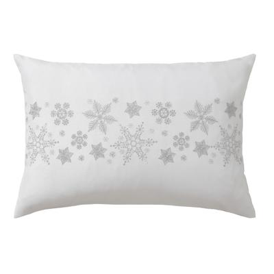 Kissenbezug DREAMS "Schneeflocke, Weihnachtsdeko", bunt (weiß, silberfarben), B:40cm L:60cm, Polyester, Obermaterial: 100% Polyester, Kissenbezüge, Kissenbezug, mit aufwendiger Stickerei, 40x60 cm