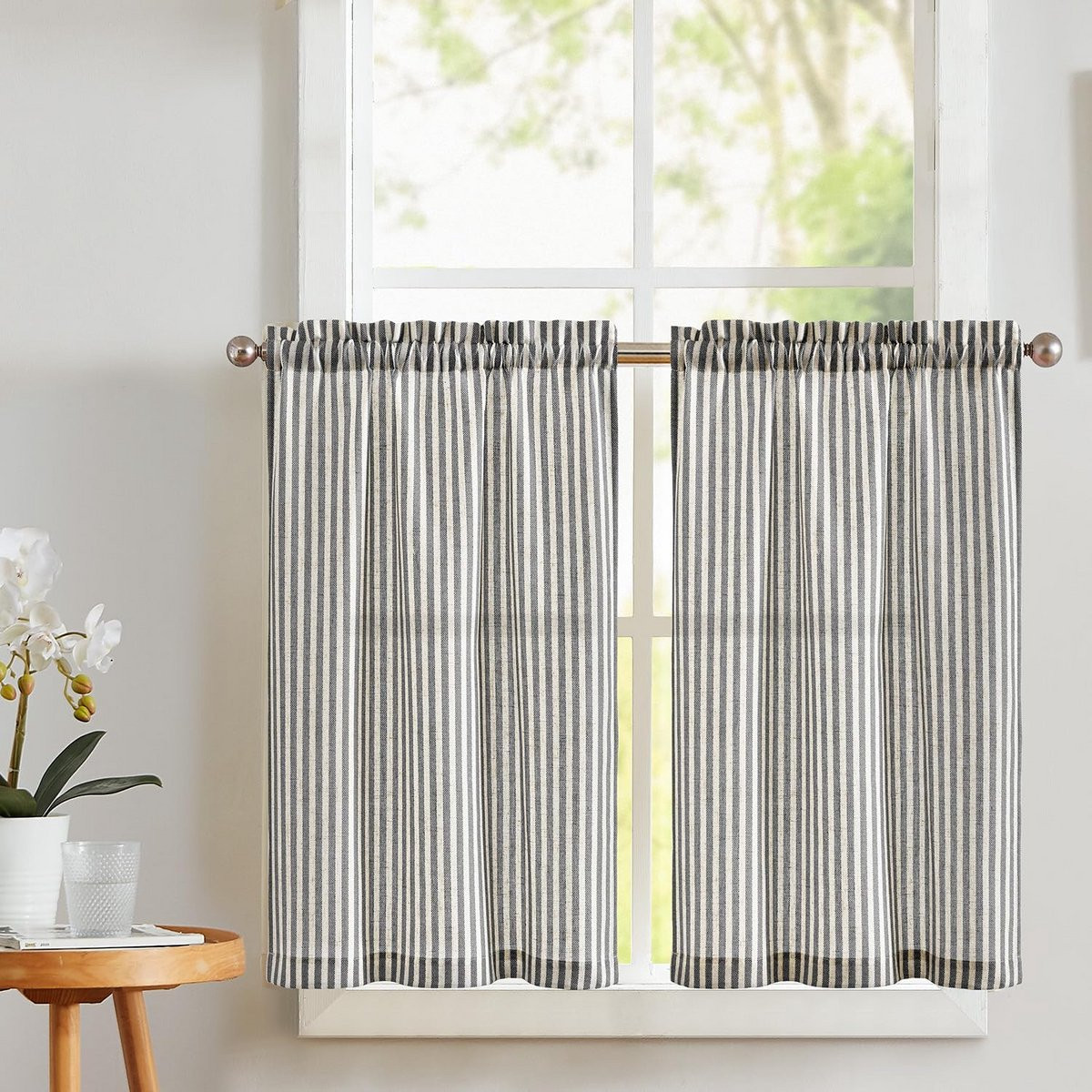 Set van 2 semi-transparante moderne gestreepte vitrages voor keuken en woonkamer, kort 65 x 60 cm