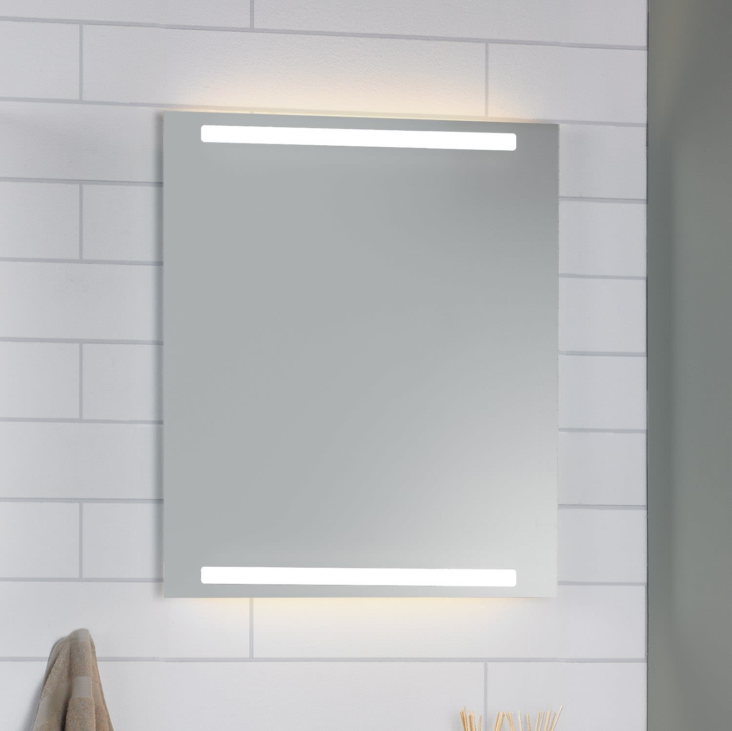 Dansani Mido Repeat Badspiegel 60 cm mit integrierter Beleuchtung und Sensorschalter, Spiegel, 91360,