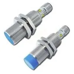 RS PRO Capacitive sensor, Sr:5mm M18 PNP (Schalter), Elektronikmodul