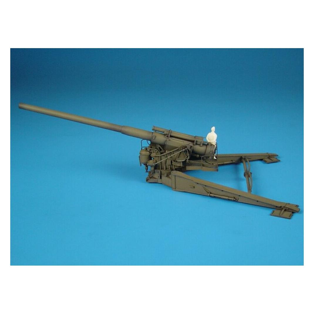 Hauler M1 8inch gun IN FIRE POSITION (HLP72007)