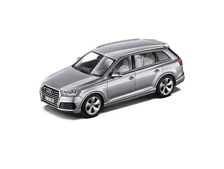 Audi Q7 1:43 floretzilver