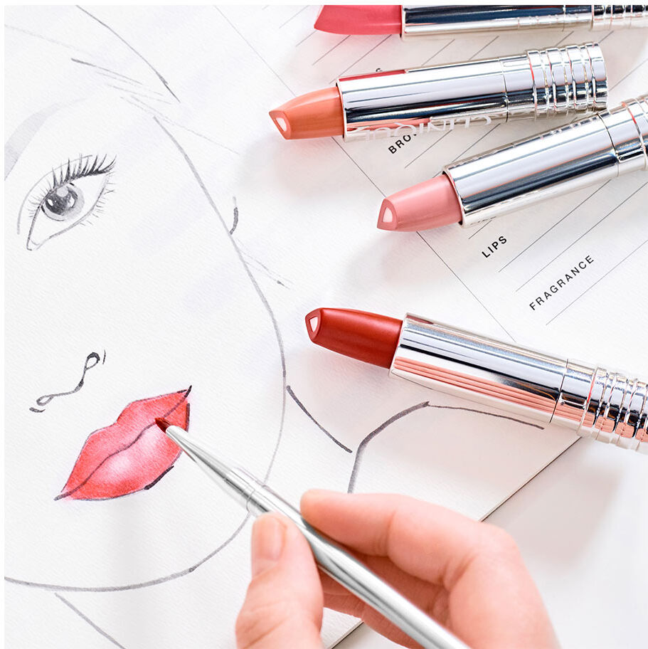 Clinique Dramatically Different lipstick #17-strawberry ice