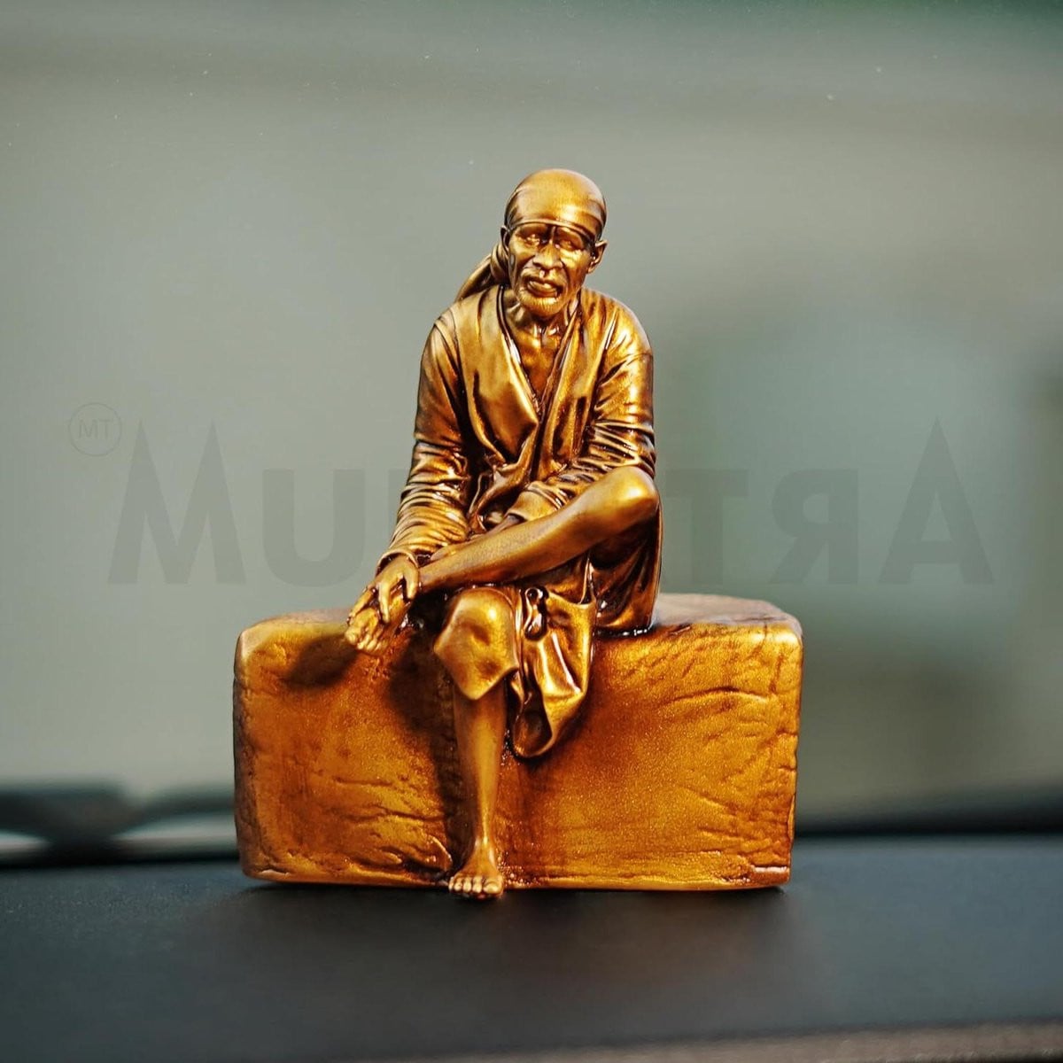 Sai Baba Beeld - Handgemaakt Spiritueel Idool voor Auto Dashboard Decoratie - Hoogte: 10,9 cm