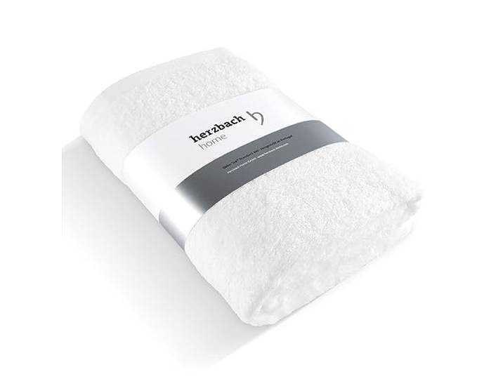 herzbach home Handtuch Pura Badetuch 100x150 cm 100% Baumwolle extra weich und saugstark, langlebig und pflegeleicht, mit Aufhänger, gehobene Gramatur 550 gsm, Hergestellt in Porugal