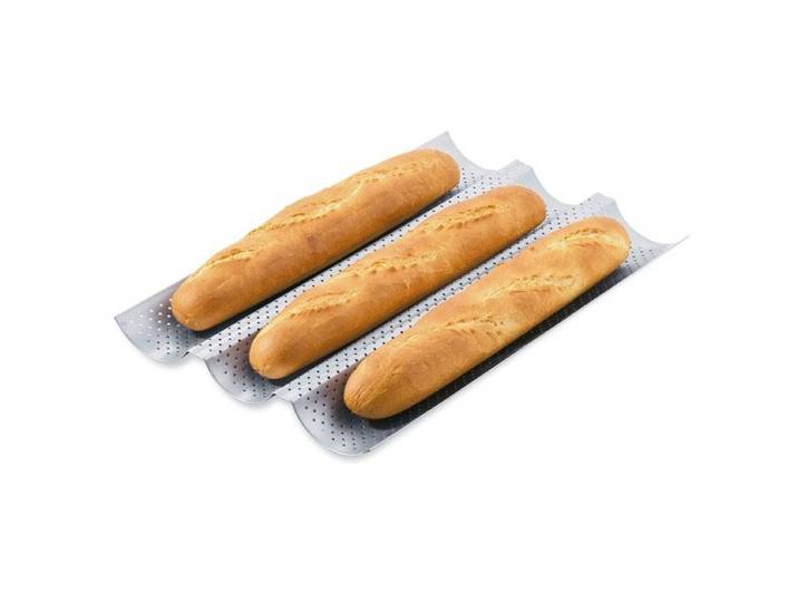 Plaque 3 baguettes perforée avec revêtement anti-adhésif Patisse