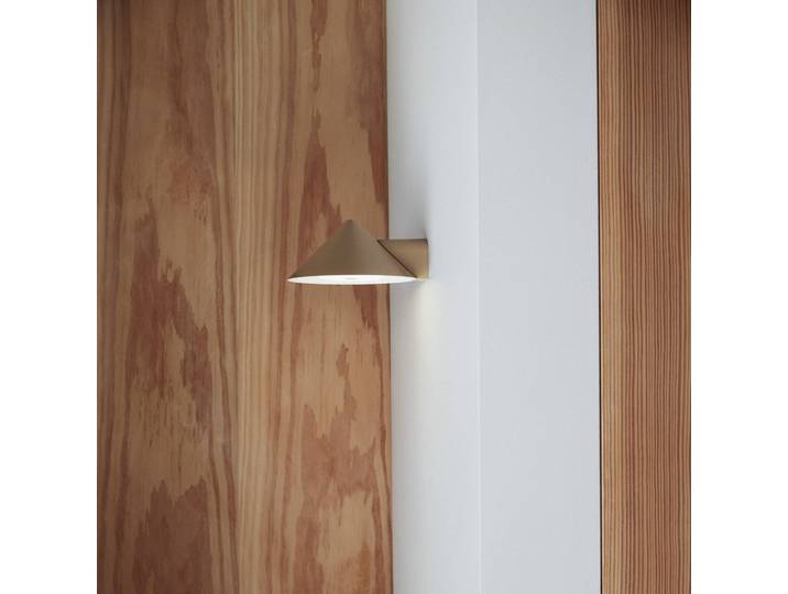 Wandlamp Grasp, dimbaar, crème / amber, Hal, metaal, Design, wandlamp