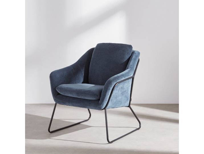 Sessel in preußischblauer Samtoptik