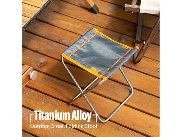 Donner un sac de rangement chaises de plage pliant voyage en plein air Camping Portable en alliage de titane chaise de pêche chaises de plage chaise de Camping