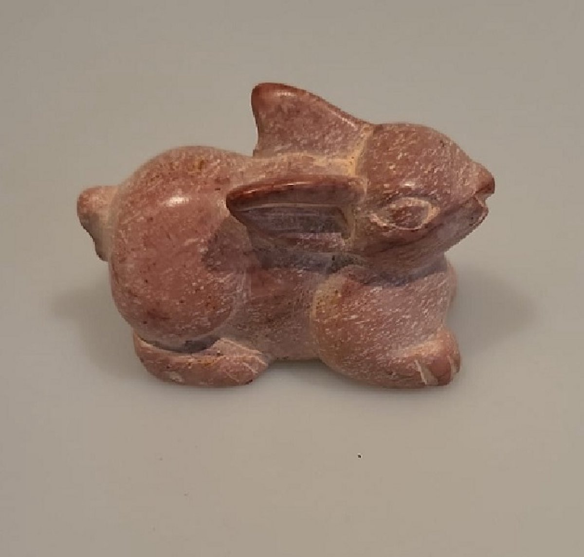 Handgemaakt speksteen konijn / cavia decoratiebeeldje