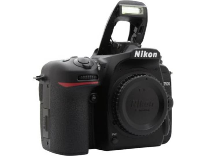 Nikon - Appareil Photo Reflex D7500 Nu