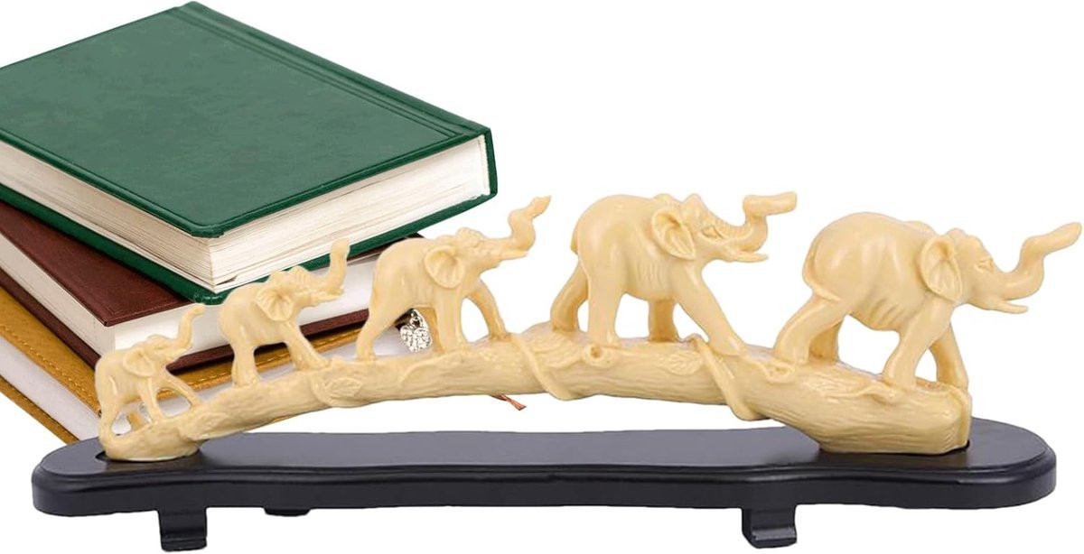 Modern olifant beeldje van hars voor decoratie in de woonkamer