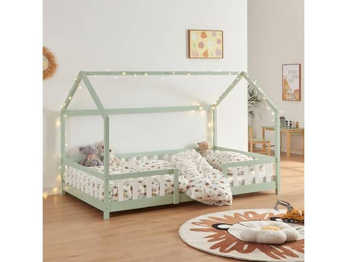 [en.casa] Kinderbett Sisimiut Hausbett Montessori 90 x 200 cm mit Rausfallschutz Holzbett für Kinder Bodenbett Lattenrost Kiefernholz Mintgrün/Weiß